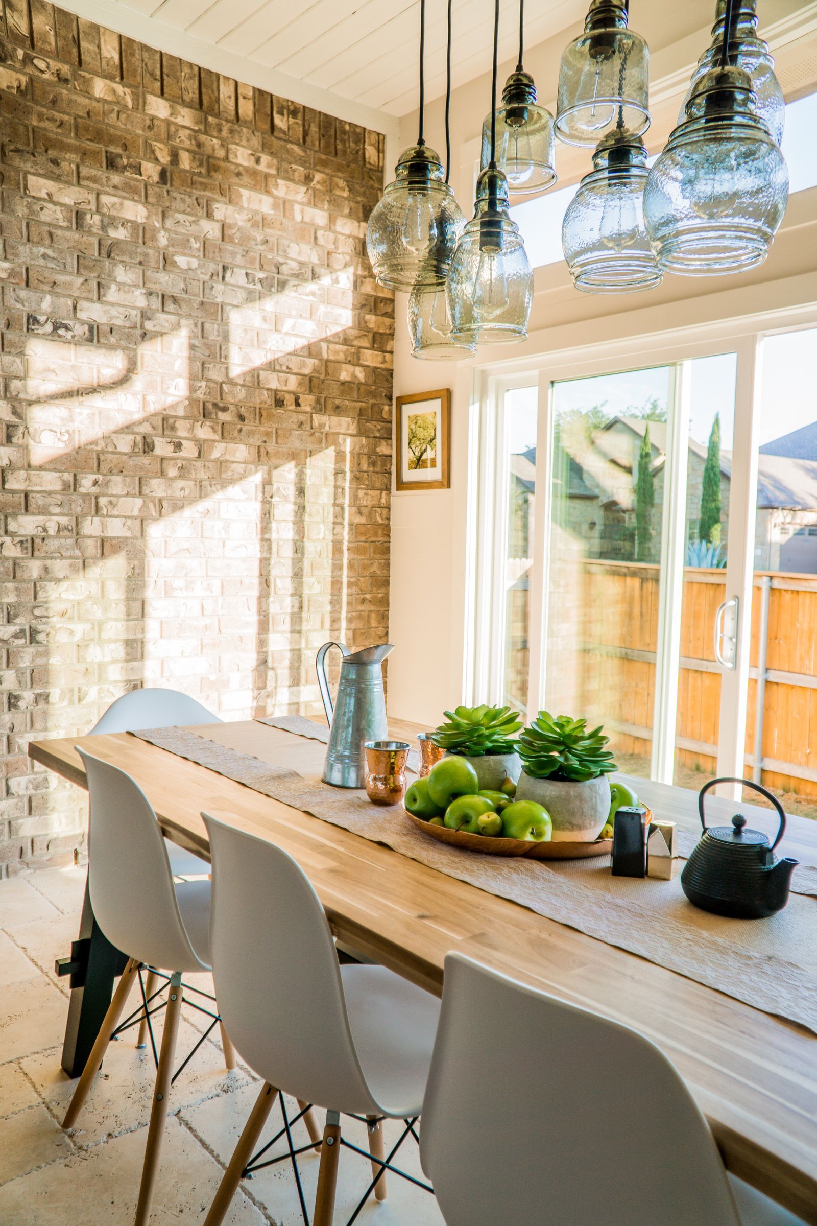 Austin, Texas Dining Interior | Mark McCammon, Pexels | Representative Photo
